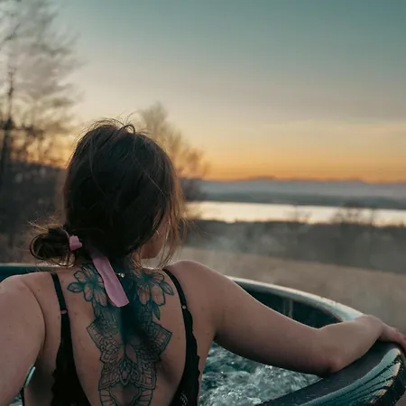 Pinehill Z Widokiem Na Zalew By Spaceapart דירה *